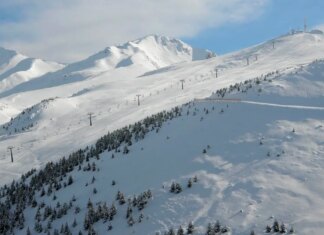 Muere un hombre tras producirse un alud en el barranco de Puimestre en Benasque (Huesca) Muere un hombre tras producirse un alud en el barranco de Puimestre en Benasque (Huesca)