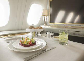 Plane food: Emirates serves 500,000 vegan meals a year as plant-based dining takes off Plane food: Emirates serves 500,000 vegan meals a year as plant-based dining takes off