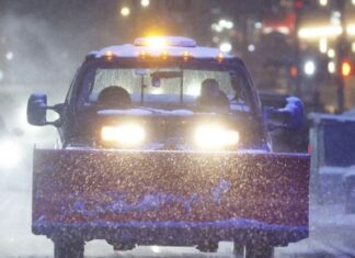 Whiteout causes 100-vehicle pileup in Michigan Whiteout causes 100-vehicle pileup in Michigan