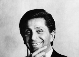 Mit dem Tod von Valentino Garavani geht eine Ära bedeutender Modeschöpfer zu Ende Mit dem Tod von Valentino Garavani geht eine Ära bedeutender Modeschöpfer zu Ende