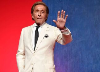 Le célèbre styliste et grand couturier italien Valentino est mort à 93 ans Le célèbre styliste et grand couturier italien Valentino est mort à 93 ans