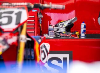 Justin Barcia on Return to Racing After Anaheim 1 Crash: “I can’t put a date on it yet” Justin Barcia on Return to Racing After Anaheim 1 Crash: “I can’t put a date on it yet”