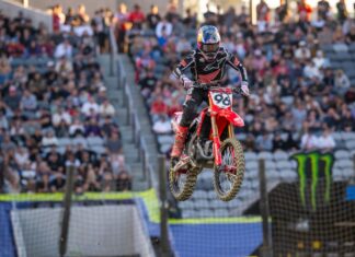 Hunter Lawrence, Wil Hahn, Seiji Ishii, and More on PulpMX Show Tonight Hunter Lawrence, Wil Hahn, Seiji Ishii, and More on PulpMX Show Tonight