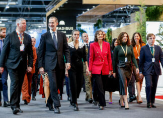 Avalancha de cancelaciones en Fitur: aguantan las reuniones técnicas y la visita del Rey en pleno luto Avalancha de cancelaciones en Fitur: aguantan las reuniones técnicas y la visita del Rey en pleno luto