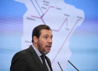 Ouigo, sin noticias de la denuncia que Óscar Puente dijo en 2024 que presentaría ante Bruselas Ouigo, sin noticias de la denuncia que Óscar Puente dijo en 2024 que presentaría ante Bruselas