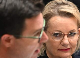 Coalition divided over hate laws despite Liberal ‘fixes’, as Greens flag free speech concerns Coalition divided over hate laws despite Liberal ‘fixes’, as Greens flag free speech concerns