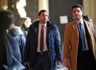 Procès des assistants parlementaires du FN : Julien Odoul plaide difficilement la «négligence» Procès des assistants parlementaires du FN : Julien Odoul plaide difficilement la «négligence»