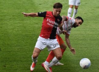 Vitesse weer laatste • bekerkraker De Treffers-NEC Vitesse weer laatste • bekerkraker De Treffers-NEC