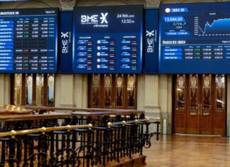 El IBEX 35 extiende la caída hasta el 1,6% con Wall Street metiendo presión El IBEX 35 extiende la caída hasta el 1,6% con Wall Street metiendo presión