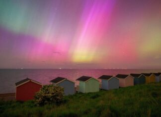 Map reveals where you’re most likely to catch Northern Lights TONIGHT as Met Office issues aurora ‘red alert’ Map reveals where you’re most likely to catch Northern Lights TONIGHT as Met Office issues aurora ‘red alert’