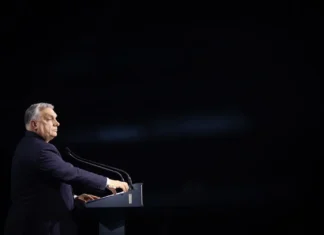 Orbán Viktor: El a kezekkel a gazdáktól! Orbán Viktor: El a kezekkel a gazdáktól!