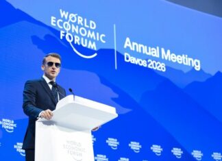 Emmanuel Macron, apariţie surprinzătoare la Davos. Preşedintele Franţei a atras toate privirile: „SUA vor să subordoneze Europa” Emmanuel Macron, apariţie surprinzătoare la Davos. Preşedintele Franţei a atras toate privirile: „SUA vor să subordoneze Europa”