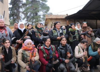 Sınırın iki yanı ayakta: “Rojava’da ‘seferberlik’ ilan edildi, halk inisiyatif aldı” Sınırın iki yanı ayakta: “Rojava’da ‘seferberlik’ ilan edildi, halk inisiyatif aldı”