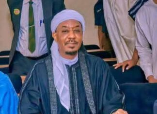 PHOTOS: Emir Sanusi enrols as undergraduate at Kano varsity PHOTOS: Emir Sanusi enrols as undergraduate at Kano varsity