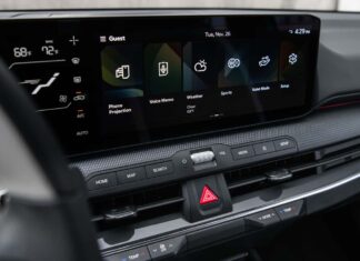 Kia Refuses To Kill Buttons: ‘There Are Certain Functions You Need’ Kia Refuses To Kill Buttons: ‘There Are Certain Functions You Need’
