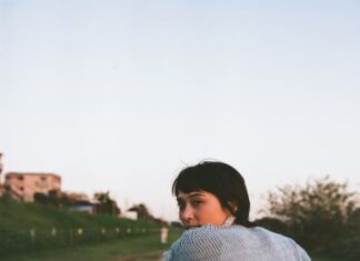 Miso Extra Shares New Single ‘Right Here’ Miso Extra Shares New Single ‘Right Here’