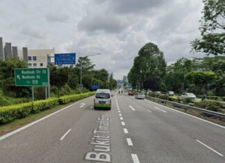 2 injured in traffic accident on BKE near Woodlands Checkpoint , Singapore News 2 injured in traffic accident on BKE near Woodlands Checkpoint , Singapore News