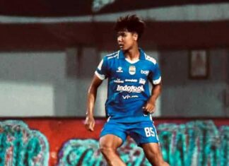 Jaga Konsistensi di Puncak Klasemen, Pemain Muda Persib Nazriel Alfaro Syahdan Siap Berikan Kontribusi Maksimal Jaga Konsistensi di Puncak Klasemen, Pemain Muda Persib Nazriel Alfaro Syahdan Siap Berikan Kontribusi Maksimal