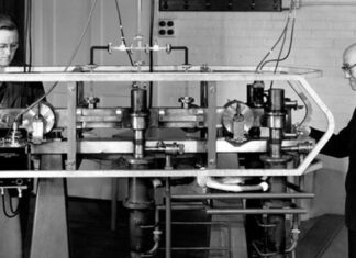 Un fizician englez a inventat primul ceas atomic care a redefinit măsurarea timpului Un fizician englez a inventat primul ceas atomic care a redefinit măsurarea timpului