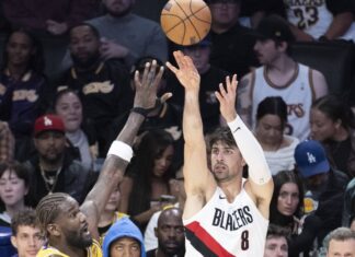 Zbog Izraela proživljava pakao u NBA, a sada je Deni Avdija napravio najgore moguće! Zbog Izraela proživljava pakao u NBA, a sada je Deni Avdija napravio najgore moguće!