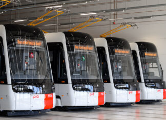 Praha si doobjednala dalších 31 nových tramvají Škoda 52T. Dorazit mají do 22 měsíců Praha si doobjednala dalších 31 nových tramvají Škoda 52T. Dorazit mají do 22 měsíců