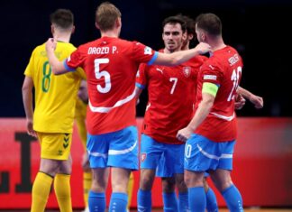 Futsalisté na úvod ME vydřeli bod za remízu s domácí Litvou Futsalisté na úvod ME vydřeli bod za remízu s domácí Litvou