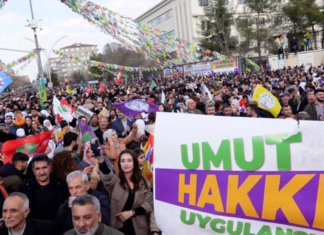 Diyarbakır miting yasakları yargıya taşındı: “Ne olursa olsun bu mitingi yapacağız” Diyarbakır miting yasakları yargıya taşındı: “Ne olursa olsun bu mitingi yapacağız”