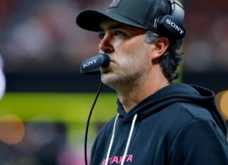 Zac Robinson won’t be the Eagles’ new offensive coordinator Zac Robinson won’t be the Eagles’ new offensive coordinator