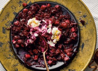 Beetroot and apple with caraway, sour cream and hot-paprika butter Beetroot and apple with caraway, sour cream and hot-paprika butter