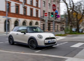 Creatividad británica y ADN MINI: la edición Paul Smith llega a la calle en Febrero Creatividad británica y ADN MINI: la edición Paul Smith llega a la calle en Febrero