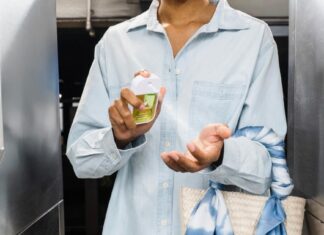 How to know if a hand sanitizer actually kills germs (and which ones don’t) How to know if a hand sanitizer actually kills germs (and which ones don’t)