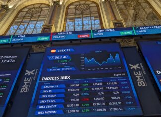 El Ibex pierde un 0,9% en la semana y rompe una racha de ocho consecutivas al alza El Ibex pierde un 0,9% en la semana y rompe una racha de ocho consecutivas al alza