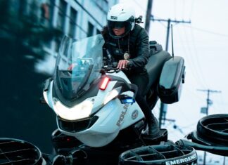 “Un thriller puro y duro”: La película de ciencia ficción que recuerda a ‘Minority Report’ y ‘Robocop’ se estrena en cines “Un thriller puro y duro”: La película de ciencia ficción que recuerda a ‘Minority Report’ y ‘Robocop’ se estrena en cines