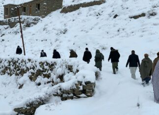 61 die in Afghanistan, 110 injured, amid heavy snow, rain 61 die in Afghanistan, 110 injured, amid heavy snow, rain