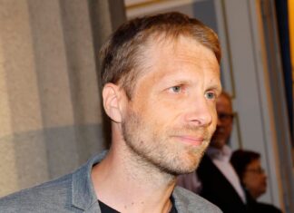 Oliver Pocher legt Fremdgeh-Beichte ab Oliver Pocher legt Fremdgeh-Beichte ab