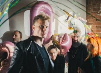 Mother Mother Promise to ‘Come Out With a Bang’ at Lollapalooza India Mother Mother Promise to ‘Come Out With a Bang’ at Lollapalooza India