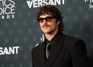 Fans spotten über Jacob Elordi als möglichen James Bond Fans spotten über Jacob Elordi als möglichen James Bond