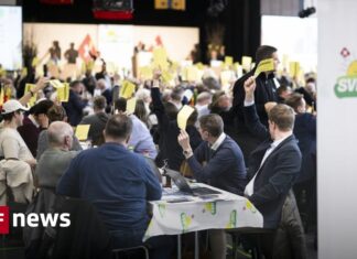 SVP-Delegiertenversammlung – SVP Schweiz will Obergrenze für fremdsprachige Schüler SVP-Delegiertenversammlung – SVP Schweiz will Obergrenze für fremdsprachige Schüler