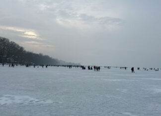 Megjött a figyelmeztetés: el kell kerülni a befagyott Balatont! Megjött a figyelmeztetés: el kell kerülni a befagyott Balatont!