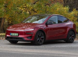 32 ezer havonta: a Tesla előfizetésessé tette az FSD-t 32 ezer havonta: a Tesla előfizetésessé tette az FSD-t