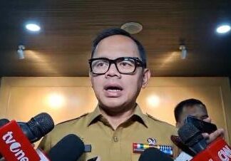 Cari Korban Longsor Cisarua, Wamendagri Sebut Bakal Modifikasi Cuaca Cari Korban Longsor Cisarua, Wamendagri Sebut Bakal Modifikasi Cuaca