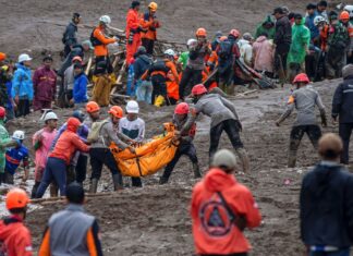 Indonesia resumes search for about 80 missing after landslide kills 10 Indonesia resumes search for about 80 missing after landslide kills 10