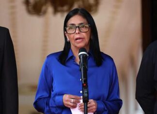 Reacción de Delcy Rodríguez ante ataque militar de EE. UU. Reacción de Delcy Rodríguez ante ataque militar de EE. UU.