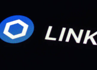 Chainlink On Standby: A Big Move Is Loading, But Bitcoin Decides Chainlink On Standby: A Big Move Is Loading, But Bitcoin Decides