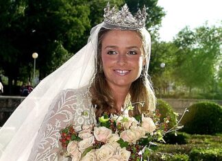 Siete bodas de la nobleza que dejaron huella: de Eugenia MartÃnez de Irujo a Simoneta Gómez-Acebo Siete bodas de la nobleza que dejaron huella: de Eugenia MartÃnez de Irujo a Simoneta Gómez-Acebo