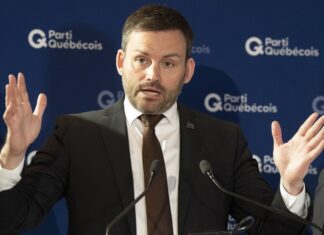 Parti Québécois rallies around independence at Quebec convention Parti Québécois rallies around independence at Quebec convention