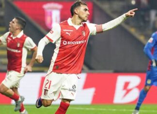 Sporting de Braga goleia Alverca e sobe a quarto lugar Sporting de Braga goleia Alverca e sobe a quarto lugar
