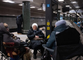 Analist francez: Fără presiunea SUA asupra Moscovei, “va fi foarte greu de apropiat cele două părţi din conflict” Analist francez: Fără presiunea SUA asupra Moscovei, “va fi foarte greu de apropiat cele două părţi din conflict”