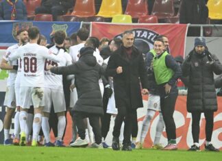 FCSB, umilită acasă de CFR Cluj, și play-off-ul pare tot mai departe pentru echipa lui Gigi Becali FCSB, umilită acasă de CFR Cluj, și play-off-ul pare tot mai departe pentru echipa lui Gigi Becali