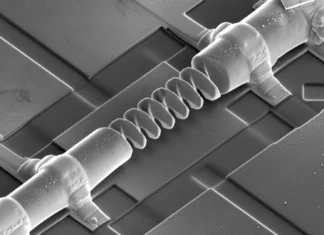 Scientists twist tiny crystals to control electricity Scientists twist tiny crystals to control electricity